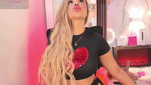 Agatha210 online show from October 18, 8:20 pm