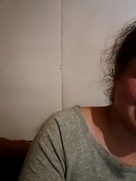 Lana a online show from September 29, 8:02 pm