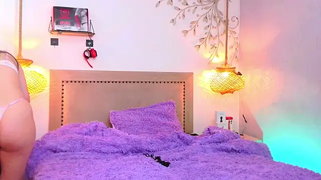 Daphnee-x online show from September 17, 12:07 pm