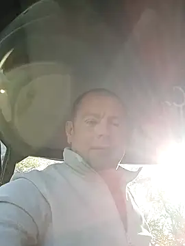 hugoboys4576 online show from September 18, 7:32 am