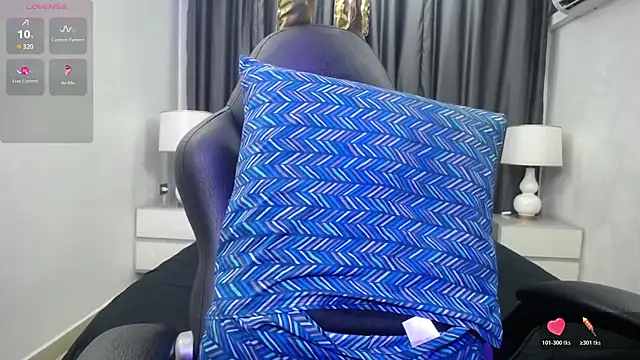 kashvi  online show from December 3, 7:23 pm