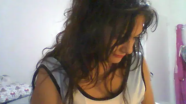 Snapshot of dulcefanny chatting on June 12, 5:34 pm dulcefanny online show from June 12, 5:34 pm