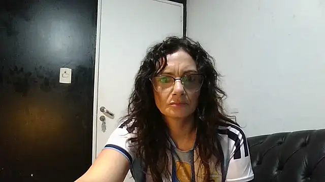 dulcefanny online show from July 4, 2:07 am