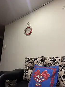 Snapshot of Karlee_Grey1 chatting on November 28, 10:12 pm Karlee Grey1 online show from November 28, 10:12 pm