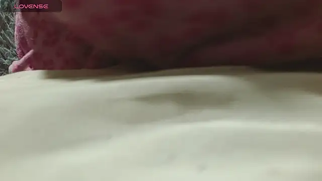 Snapshot of Sasharosee2 chatting on November 15, 1:18 pm Sasharosee2 online show from November 15, 1:18 pm