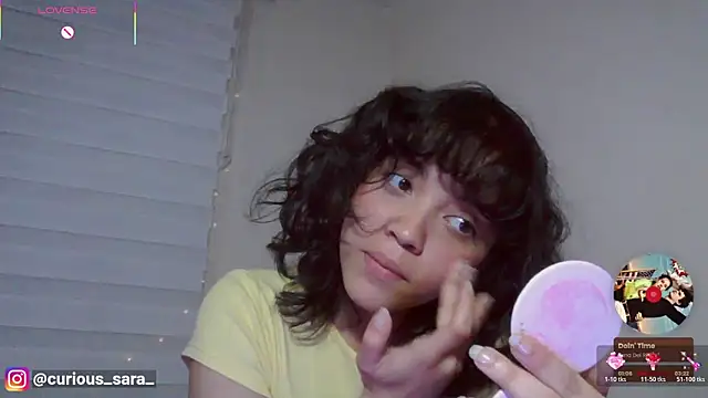 Snapshot of _curiouskitten_ chatting on December 5, 2:09 am curiouskitten online show from December 5, 2:09 am