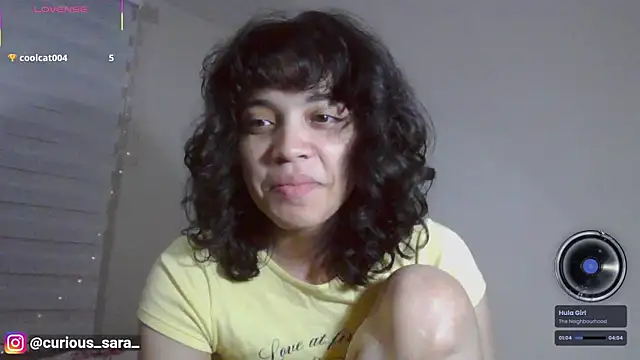 Snapshot of _curiouskitten_ chatting on December 19, 3:24 am curiouskitten online show from December 19, 3:24 am