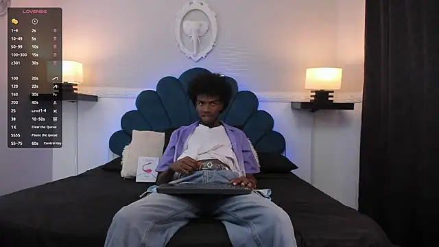 AllexJacob online show from October 8, 1:09 pm