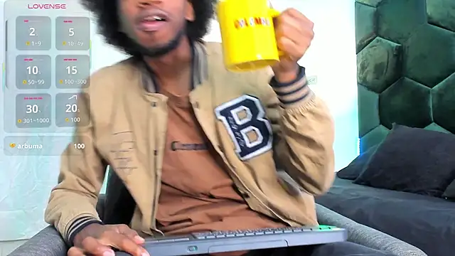 AllexJacob online show from July 31, 12:26 pm