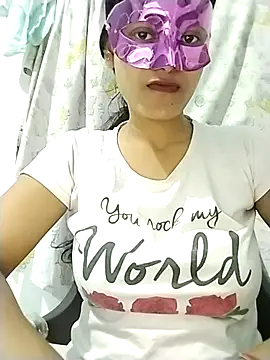 Snapshot of ms-naina chatting on November 8, 6:40 pm ms-naina online show from November 8, 6:40 pm