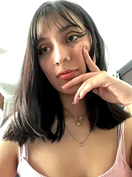 Scarlett Millerw online show from November 4, 2:05 pm