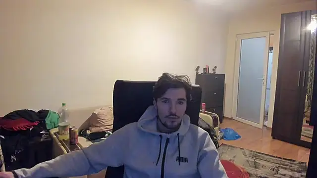 Snapshot of dirty_justin chatting on March 7, 3:36 am dirty justin online show from March 7, 3:36 am