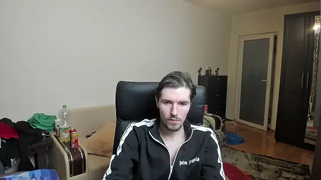 Snapshot of dirty_justin chatting on March 8, 6:50 am dirty justin online show from March 8, 6:50 am