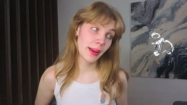 Snapshot of pienaple chatting on November 22, 4:11 am pienaple online show from November 22, 4:11 am