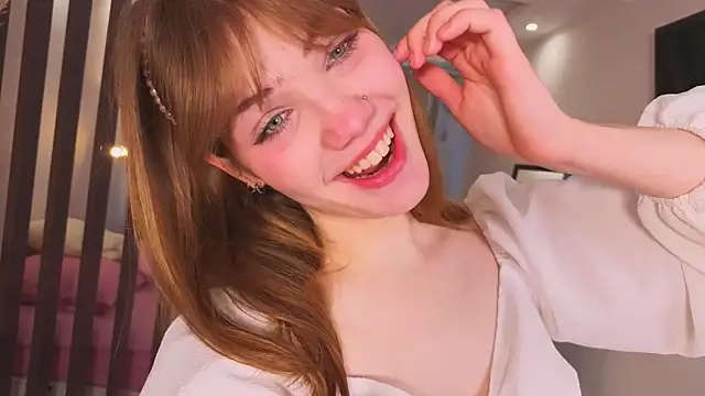 pienaple online show from February 21, 4:35 am