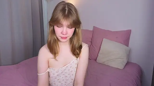 pienaple online show from February 25, 4:11 am