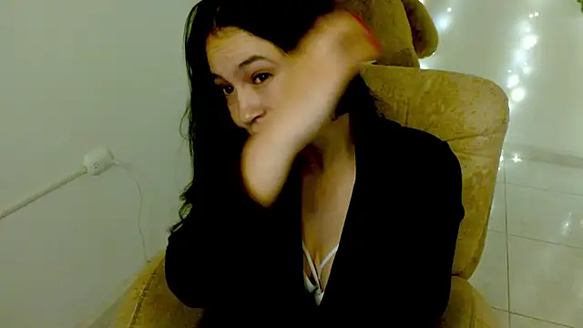 Snapshot of cristal1609 chatting on November 5, 1:22 pm cristal1609 online show from November 5, 1:22 pm