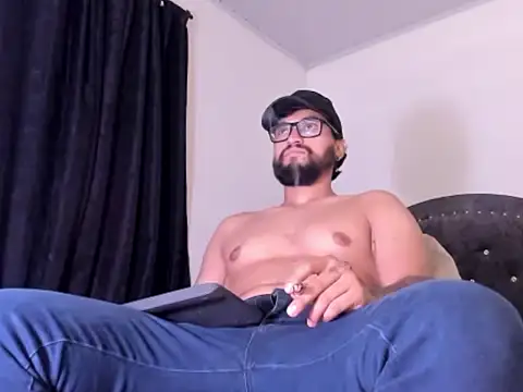 Snapshot of Chrys_harris77 chatting on July 2, 3:34 am Chrys harris77 online show from July 2, 3:34 am