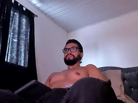 Snapshot of Chrys_harris77 chatting on July 9, 7:40 pm Chrys harris77 online show from July 9, 7:40 pm
