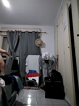 Snapshot of Lunita86 chatting on October 23, 2:00 am Lunita86 online show from October 23, 2:00 am