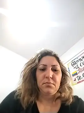 Snapshot of Lunita86 chatting on December 2, 2:01 pm Lunita86 online show from December 2, 2:01 pm