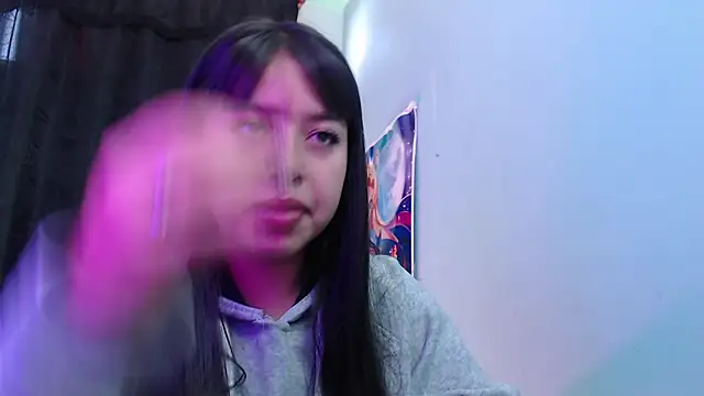 Snapshot of queen_salomme chatting on September 28, 11:59 am queen salomme online show from September 28, 11:59 am