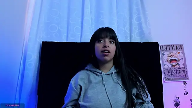 Snapshot of queen_salomme chatting on October 6, 11:51 am queen salomme online show from October 6, 11:51 am