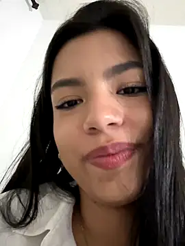 Snapshot of MisteryNight4 chatting on November 15, 7:54 pm MisteryNight4 online show from November 15, 7:54 pm