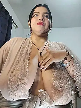 LucyDiamonds1 online show from October 18, 10:27 am