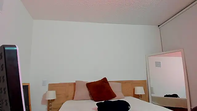 Snapshot of Scarleett_Moon chatting on November 8, 3:50 am Scarleett Moon online show from November 8, 3:50 am