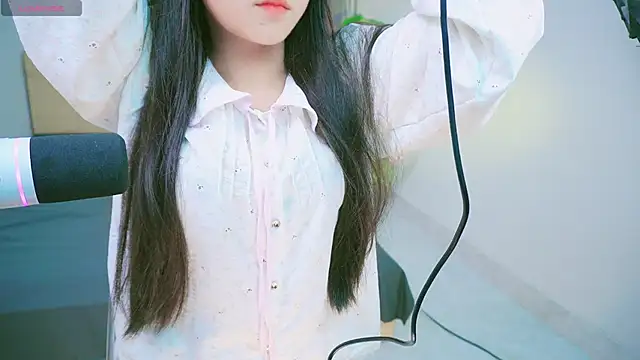 Snapshot of Cherry-26 chatting on November 8, 1:11 pm Cherry-26 online show from November 8, 1:11 pm