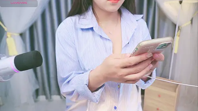 Cherry-26 online show from March 13, 2:40 am