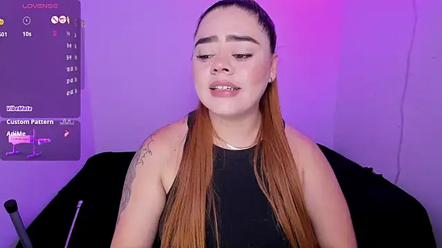 Snapshot of isabella_arias2 chatting on August 7, 1:40 am isabella arias2 online show from August 7, 1:40 am