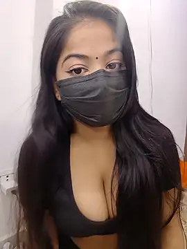 Snapshot of Rihana_01 chatting on December 15, 8:51 am Rihana 01 online show from December 15, 8:51 am