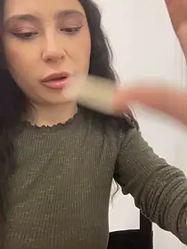 Snapshot of Valerie_Ohara chatting on October 4, 4:54 am Valerie Ohara online show from October 4, 4:54 am