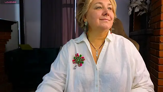 Snapshot of Marta_Wils chatting on September 26, 3:21 am Marta Wils online show from September 26, 3:21 am