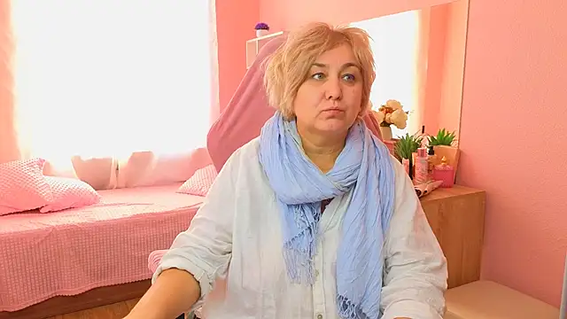 Snapshot of Marta_Wils chatting on October 15, 2:11 am Marta Wils online show from October 15, 2:11 am