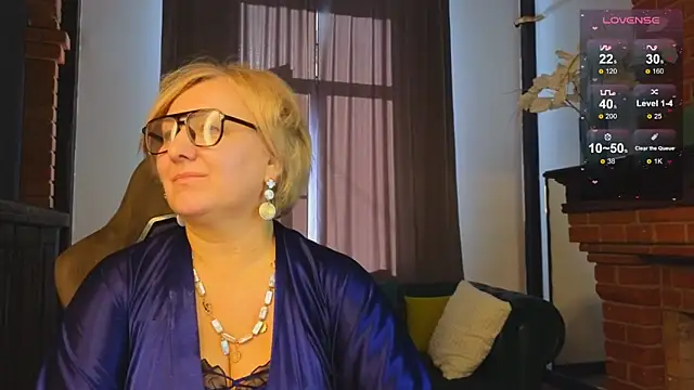 Snapshot of Marta_Wils chatting on October 24, 3:47 am Marta Wils online show from October 24, 3:47 am