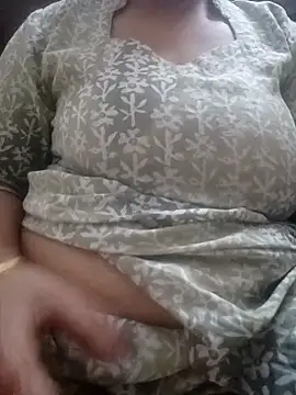 Snapshot of Jeya_thakur chatting on May 11, 2:45 pm Jeya thakur online show from May 11, 2:45 pm