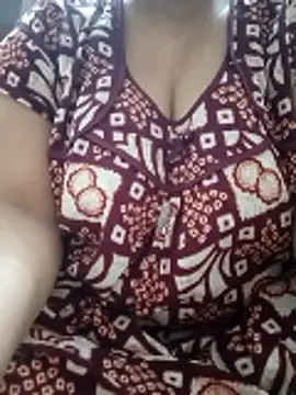 Snapshot of Jeya_thakur chatting on May 13, 6:33 am Jeya thakur online show from May 13, 6:33 am