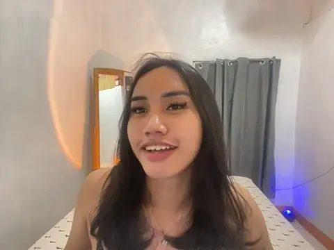 Snapshot of Divine_Goddesss chatting on October 1, 3:40 pm Divine Goddesss online show from October 1, 3:40 pm