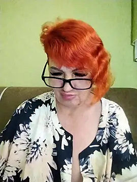 Snapshot of Alissa55552111 chatting on June 18, 9:36 am Alissa55552111 online show from June 18, 9:36 am