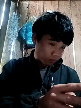 Snapshot of Nhyy_xx chatting on March 21, 10:31 am Nhyy xx online show from March 21, 10:31 am
