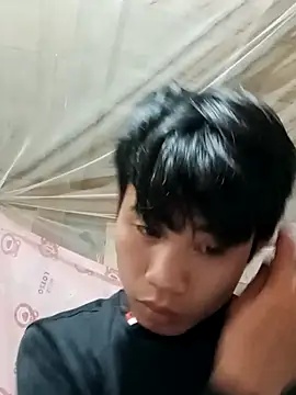 Snapshot of Nhyy_xx chatting on March 27, 8:09 am Nhyy xx online show from March 27, 8:09 am