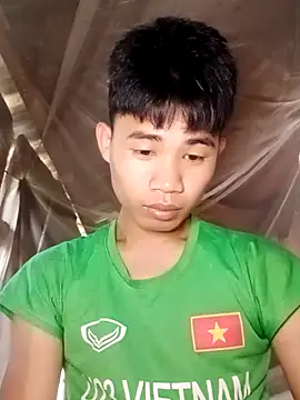 Snapshot of Nhyy_xx chatting on April 16, 1:28 am Nhyy xx online show from April 16, 1:28 am