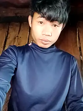 Snapshot of Nhyy_xx chatting on June 13, 12:19 am Nhyy xx online show from June 13, 12:19 am