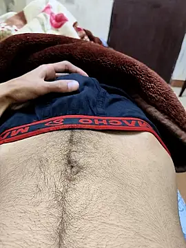 king boy070 online show from January 11, 9:25 am