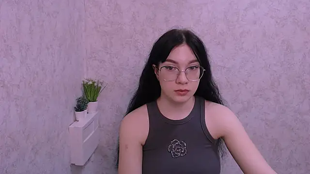 Snapshot of MiraBabe_ chatting on March 2, 9:27 am MiraBabe online show from March 2, 9:27 am