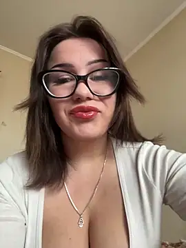 Snapshot of DeliceMaya chatting on September 30, 4:28 am DeliceMaya online show from September 30, 4:28 am