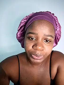 Snapshot of ROOMMYY2 chatting on April 5, 12:30 am ROOMMYY2 online show from April 5, 12:30 am